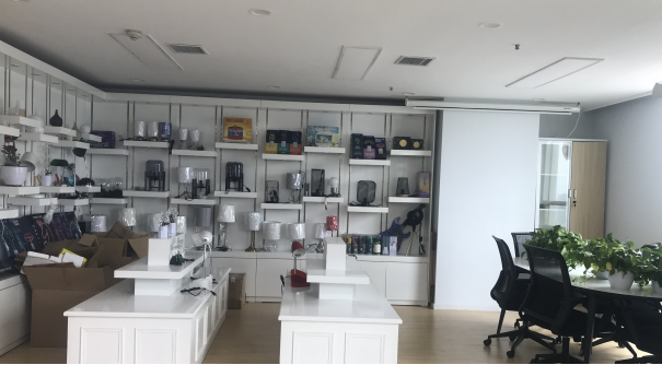 Ceiling Lights - Is it possible to change the product structure or performance?